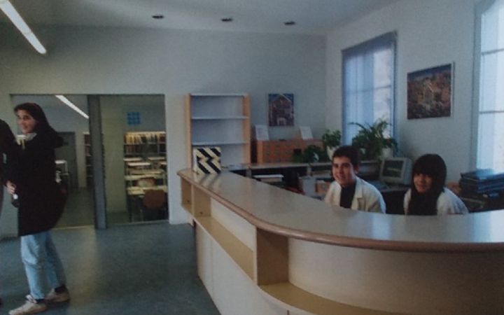 1984 Biblioteca (2)