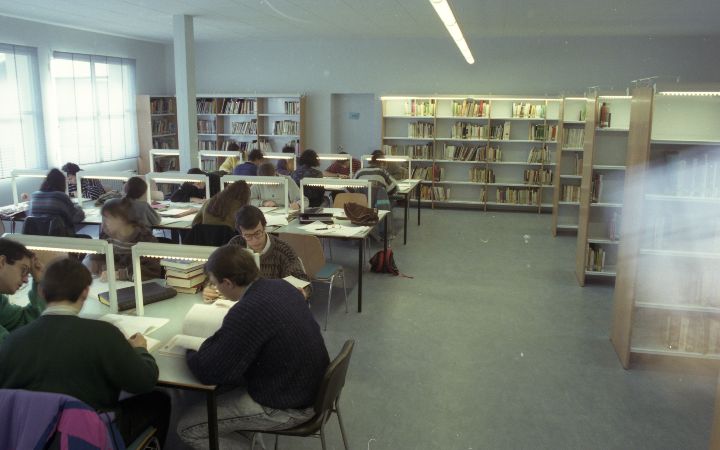 1989 biblioteca 2